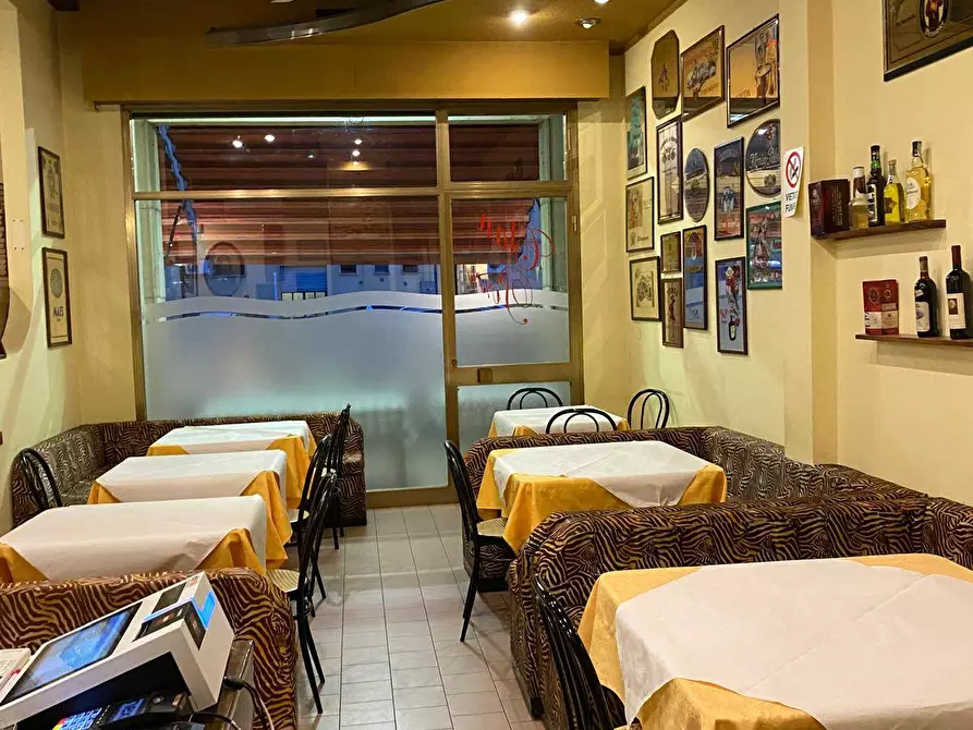 Immagine 2 di Locale commerciale in vendita  in via roma 3 a Poggio Rusco