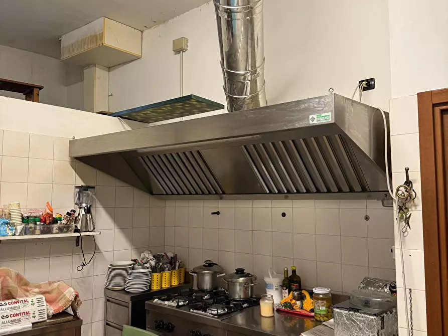 Immagine 4 di Bar / Ristorante in vendita  a Velo Veronese