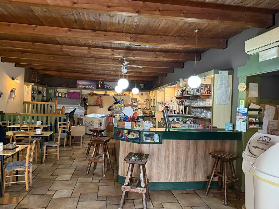 Immagine 6 di Bar / Ristorante in vendita  a Velo Veronese