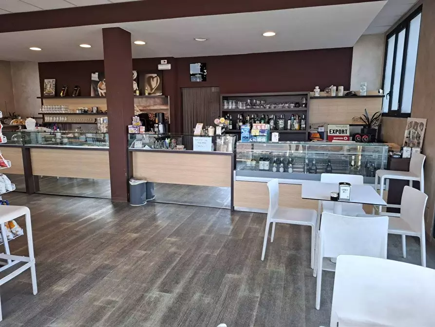 Immagine 12 di Bar / Ristorante in vendita  a Legnago