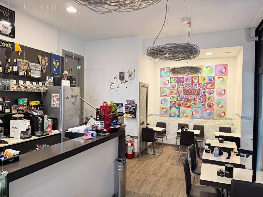 Immagine 4 di Bar / Ristorante in vendita  a Verona