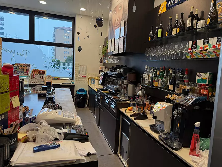 Immagine 5 di Bar / Ristorante in vendita  a Verona