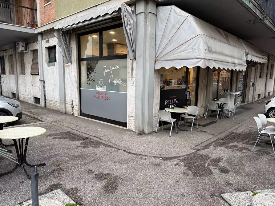Immagine 12 di Bar / Ristorante in vendita  a Verona