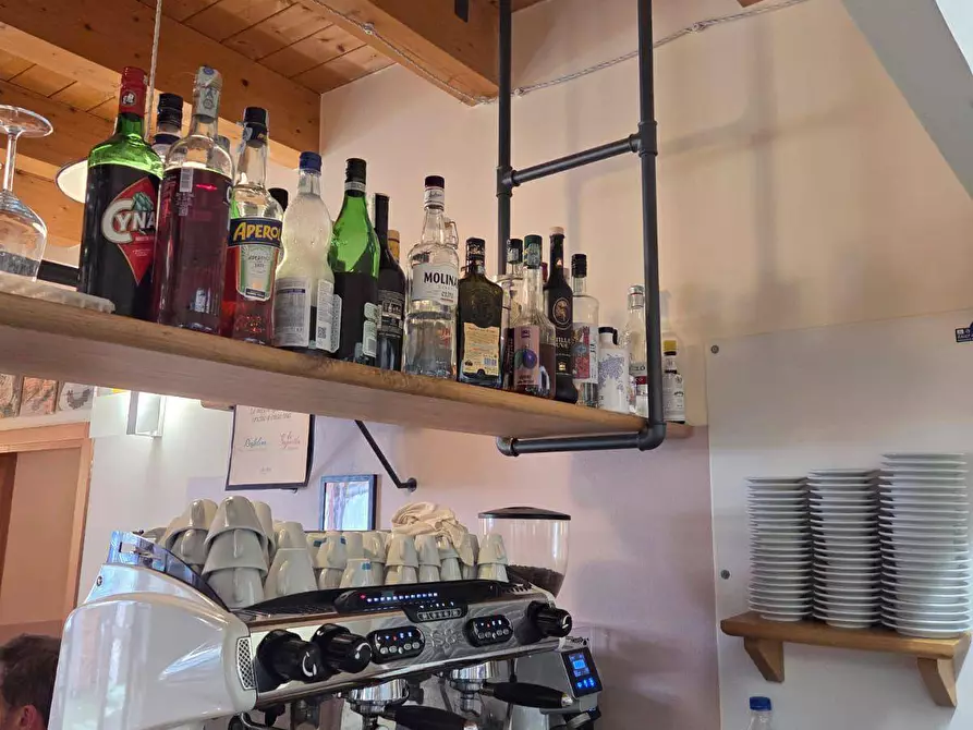 Immagine 6 di Bar / Ristorante in vendita  a Grezzana