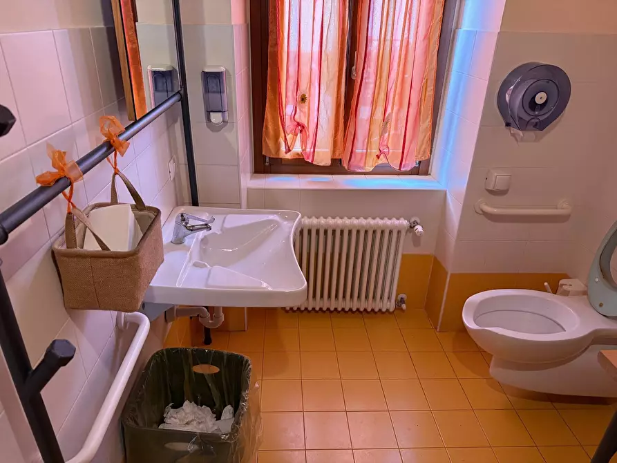 Immagine 14 di Bar / Ristorante in vendita  a Grezzana