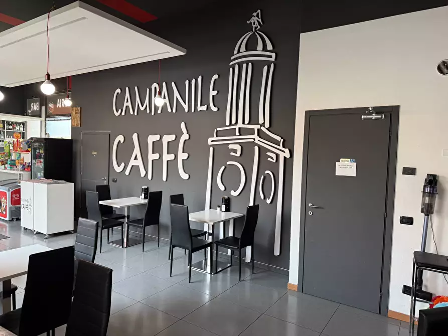 Immagine 8 di Bar / Ristorante in vendita  a Verona