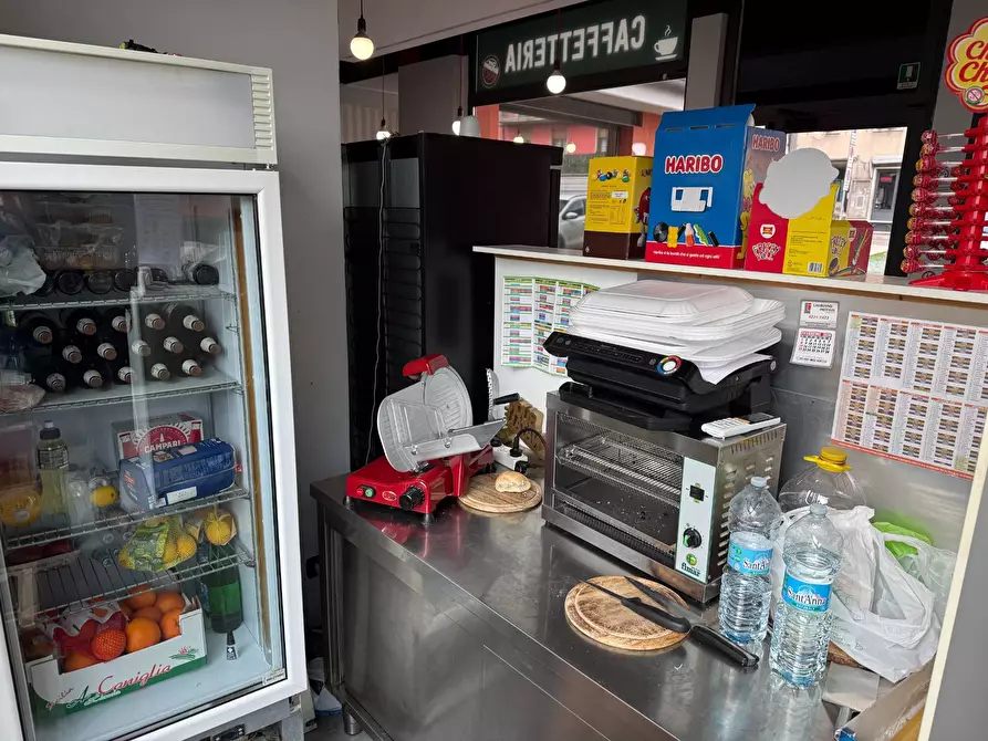 Immagine 11 di Bar / Ristorante in vendita  a Verona