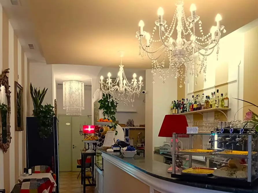Immagine 1 di Bar / Ristorante in vendita  in via avrese 5 a Legnago