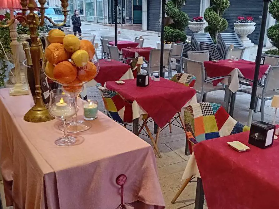 Immagine 4 di Bar / Ristorante in vendita  in via avrese 5 a Legnago