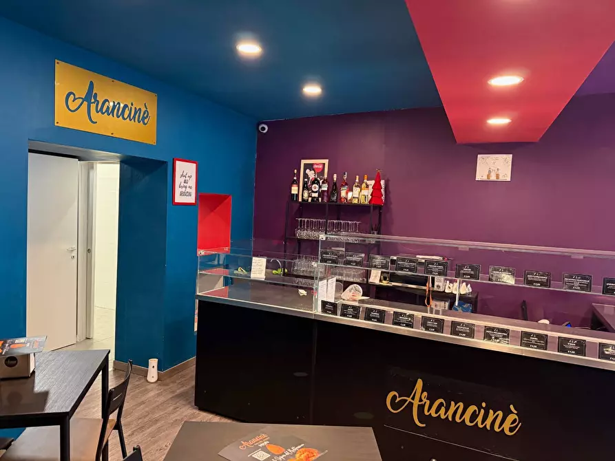 Immagine 6 di Bar / Ristorante in vendita  a Verona