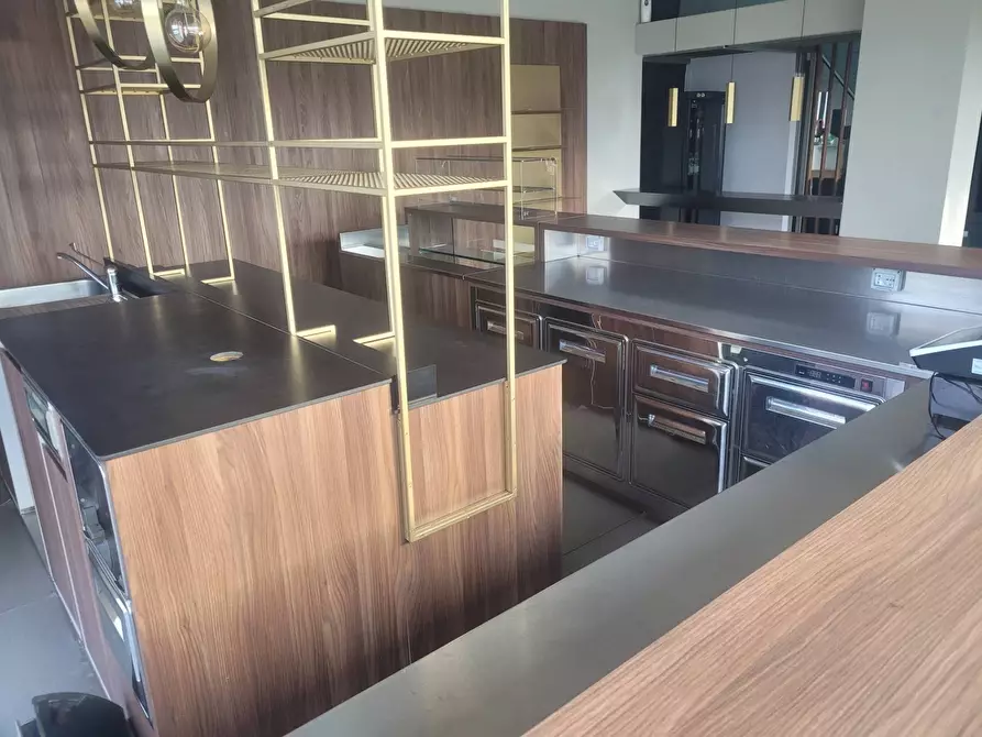 Immagine 2 di Bar / Ristorante   in via roma 5 a Suzzara