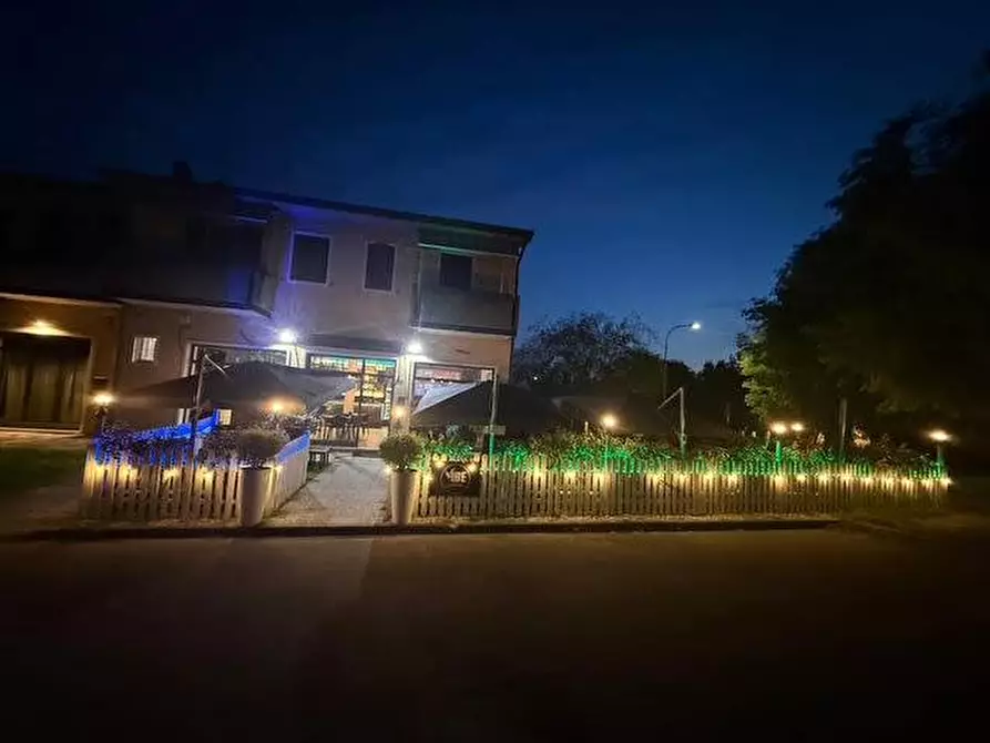 Immagine 8 di Bar / Ristorante in vendita  a Sommacampagna