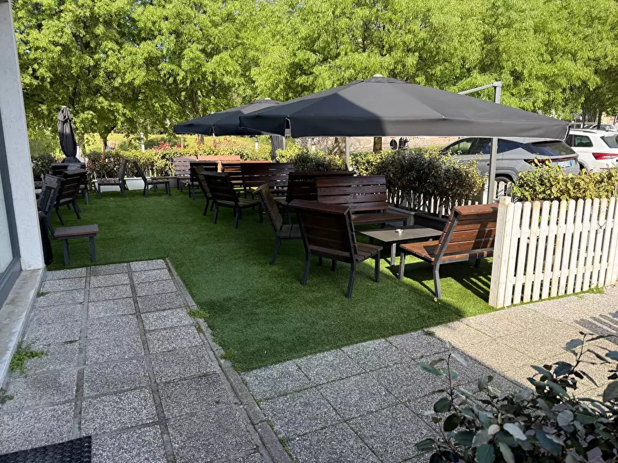 Immagine 13 di Bar / Ristorante in vendita  a Sommacampagna