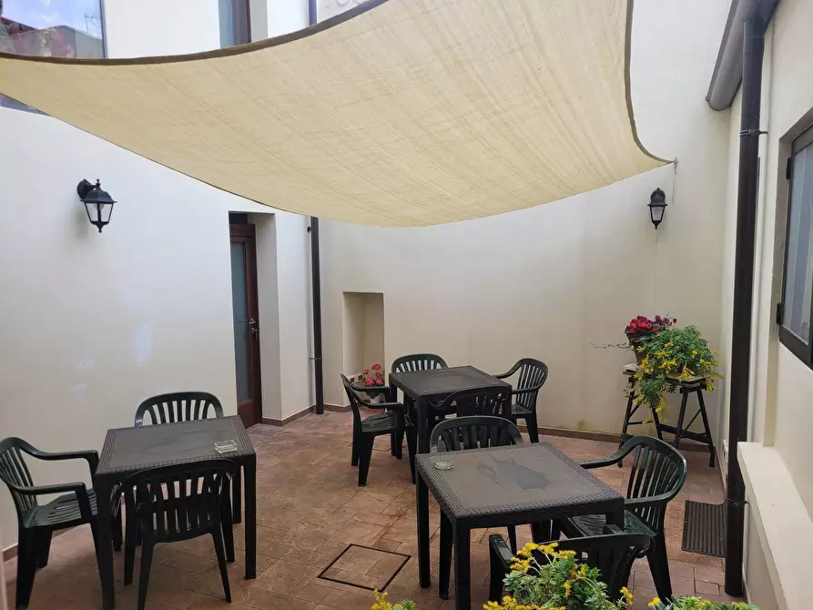 Immagine 5 di Attività commerciale in vendita  in via roma 5 a Goito