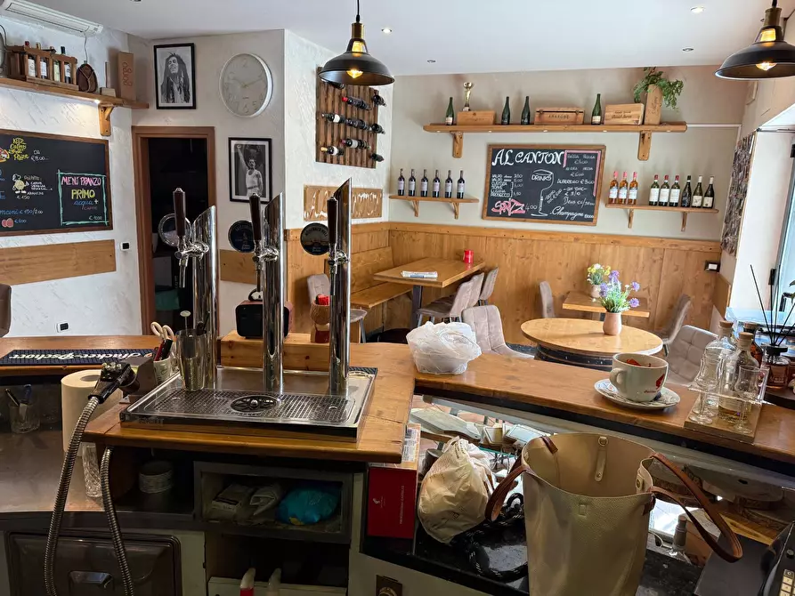 Immagine 4 di Bar / Ristorante in vendita  a Verona