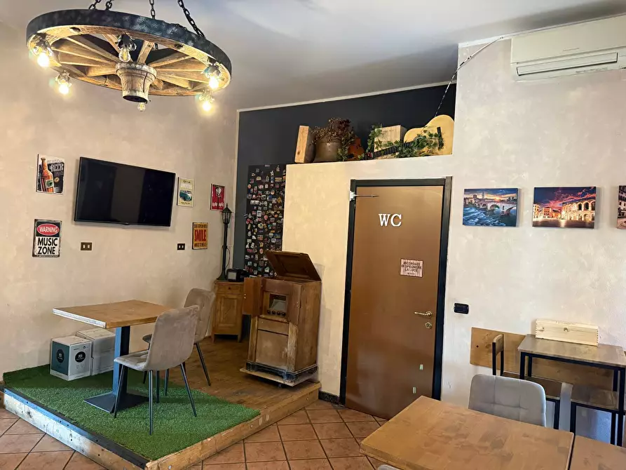 Immagine 6 di Bar / Ristorante in vendita  a Verona