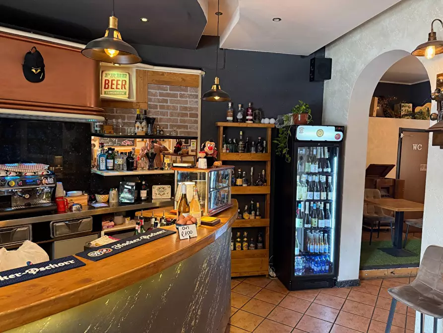 Immagine 8 di Bar / Ristorante in vendita  a Verona