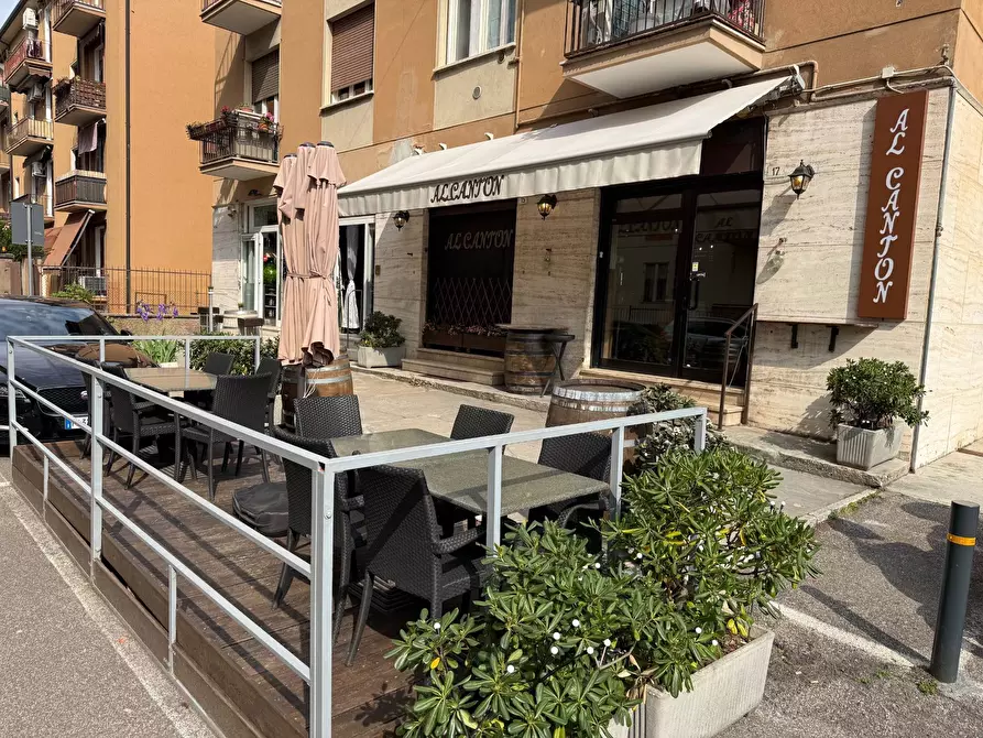 Immagine 9 di Bar / Ristorante in vendita  a Verona