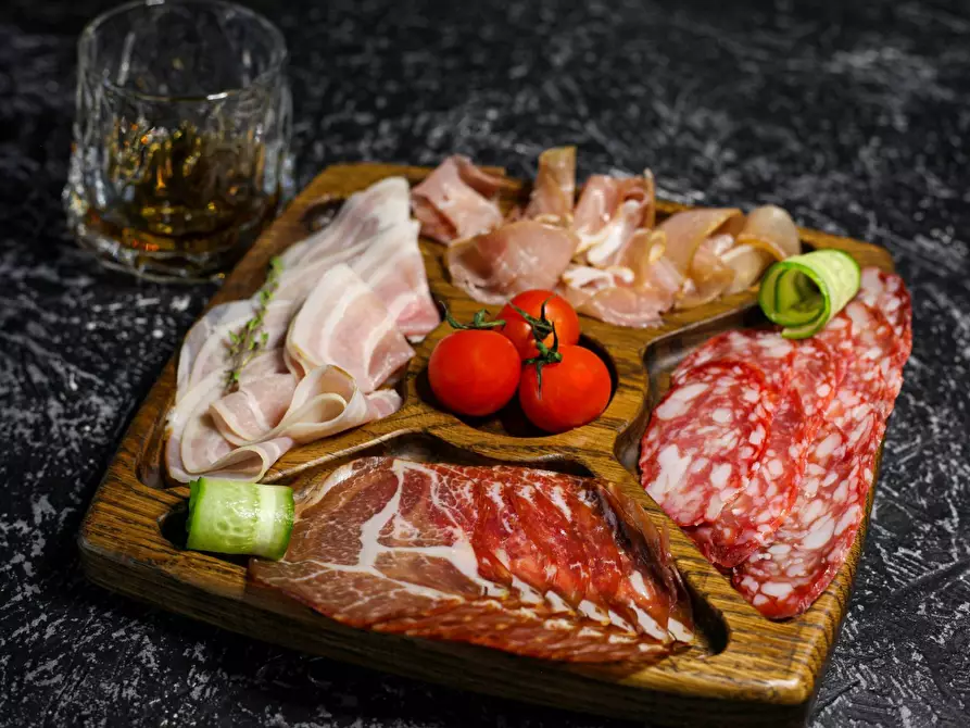 Immagine 2 di Bar / Ristorante in vendita  in via dell'industria a Mirandola
