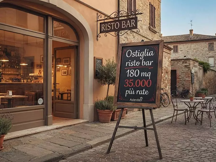 Immagine 1 di Bar / Ristorante in vendita  in via roma 25 a Ostiglia