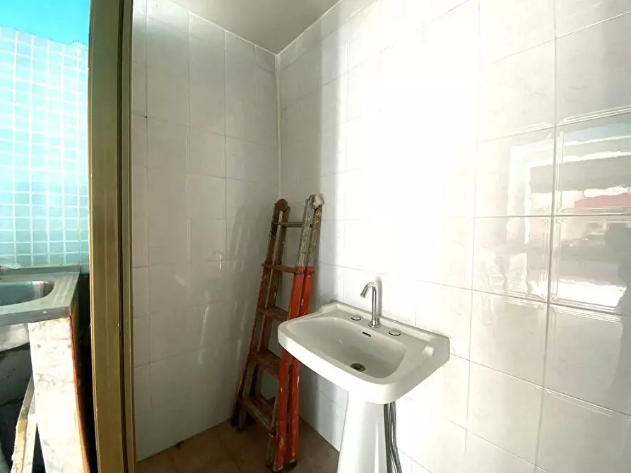 Immagine 7 di Locale commerciale in affitto  in Via Pindemonte 18 a Palermo