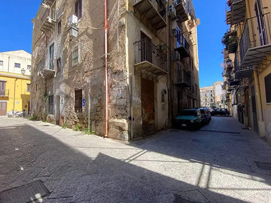Immagine 1 di Appartamento in vendita  in Cortile Bensa 5 a Palermo