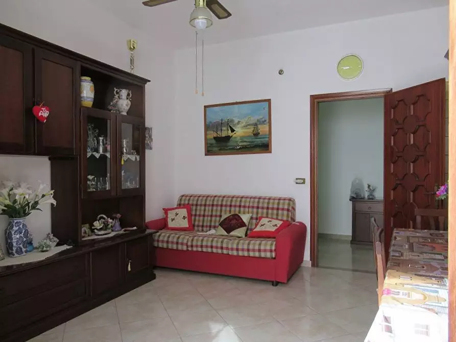 Immagine 12 di Palazzo in vendita  in via mirto a Partinico