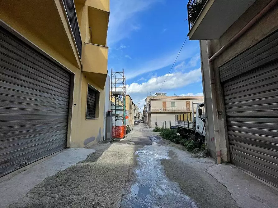 Immagine 27 di Appartamento in vendita  in Via Costantino 101 a Castellammare Del Golfo