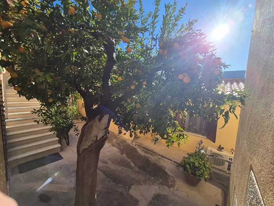 Immagine 8 di Appartamento in vendita  in SALITA SANT'ANTONINO 21 a Monreale