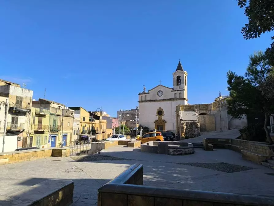 Immagine 1 di Palazzo in vendita  in Largo Castello 37 a Altavilla Milicia