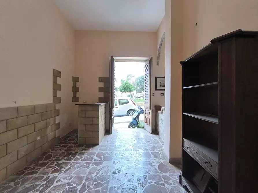 Immagine 3 di Palazzo in vendita  in Largo Castello 37 a Altavilla Milicia