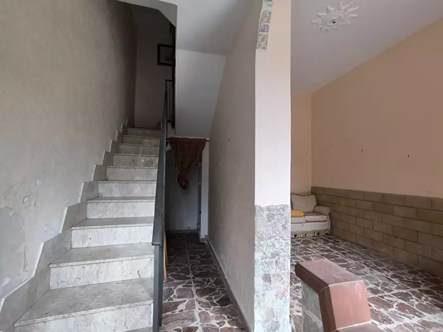 Immagine 4 di Palazzo in vendita  in Largo Castello 37 a Altavilla Milicia