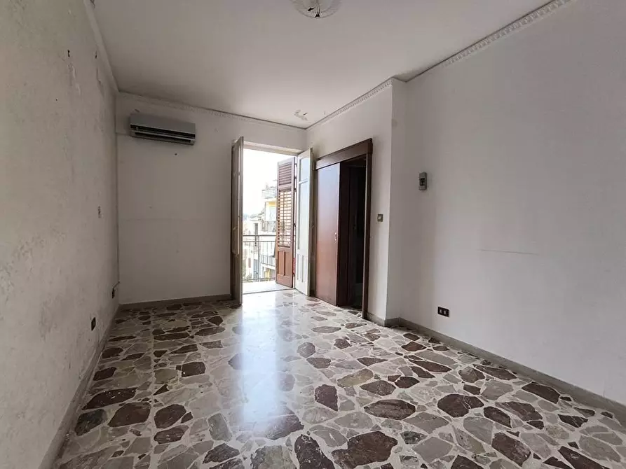 Immagine 13 di Palazzo in vendita  in Largo Castello 37 a Altavilla Milicia