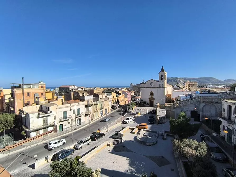 Immagine 22 di Palazzo in vendita  in Largo Castello 37 a Altavilla Milicia