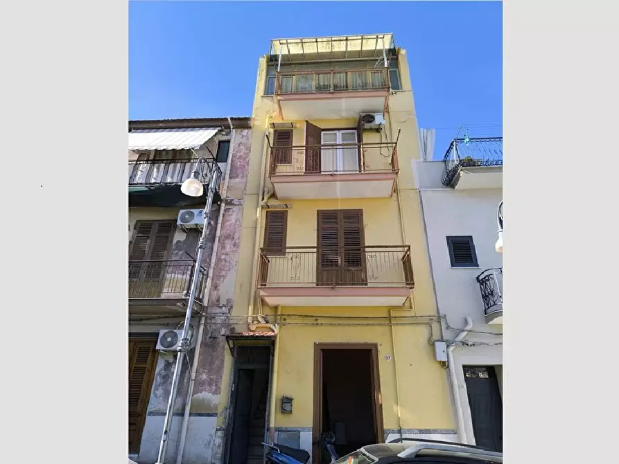 Immagine 26 di Palazzo in vendita  in Largo Castello 37 a Altavilla Milicia