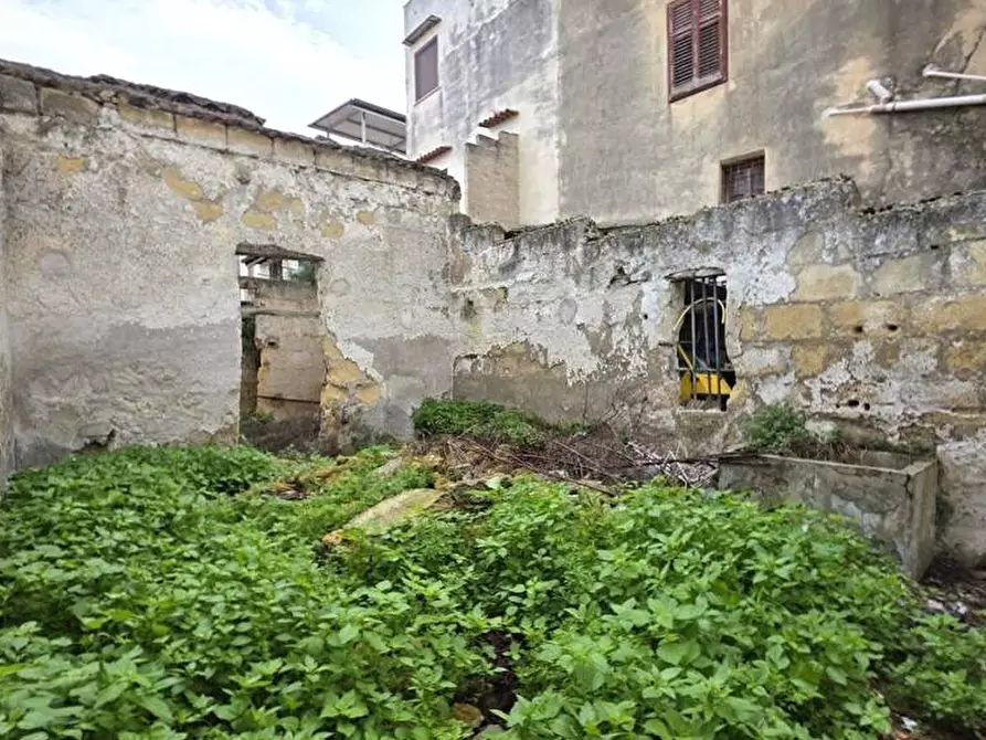Immagine 11 di Box auto in vendita  in Cortile Catalano 4 a Bagheria