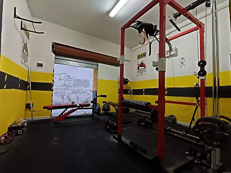 Immagine 3 di Locale commerciale in affitto  in Vicolo Sant'orsola 23 a Palermo