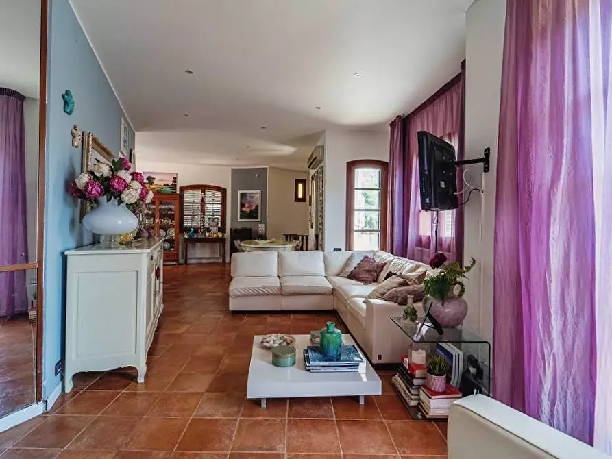 Immagine 4 di Villa in vendita  in Viale Aiace a Palermo