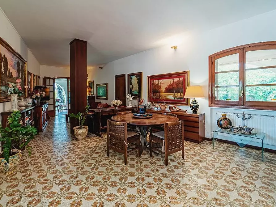 Immagine 16 di Villa in vendita  in Viale Aiace a Palermo