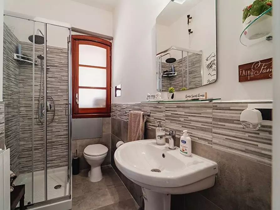 Immagine 29 di Villa in vendita  in Viale Aiace a Palermo