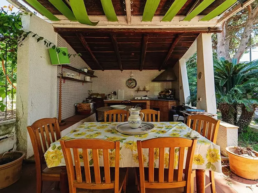 Immagine 30 di Villa in vendita  in Viale Aiace a Palermo