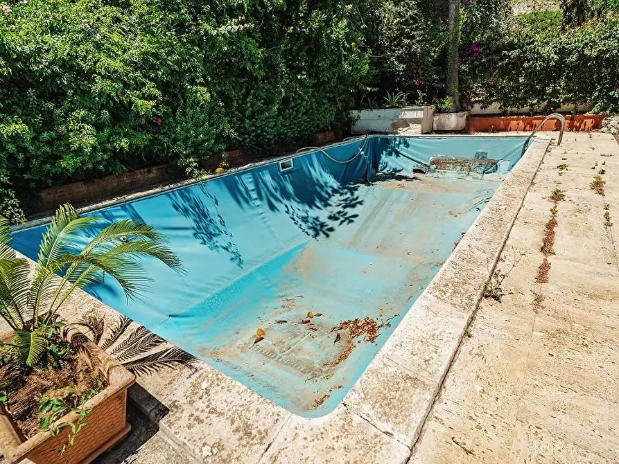 Immagine 41 di Villa in vendita  in Viale Aiace a Palermo