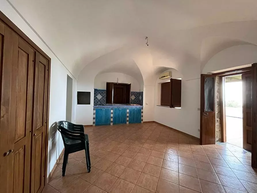 Immagine 14 di Villa in vendita  in Via Zubebi 13 a Pantelleria