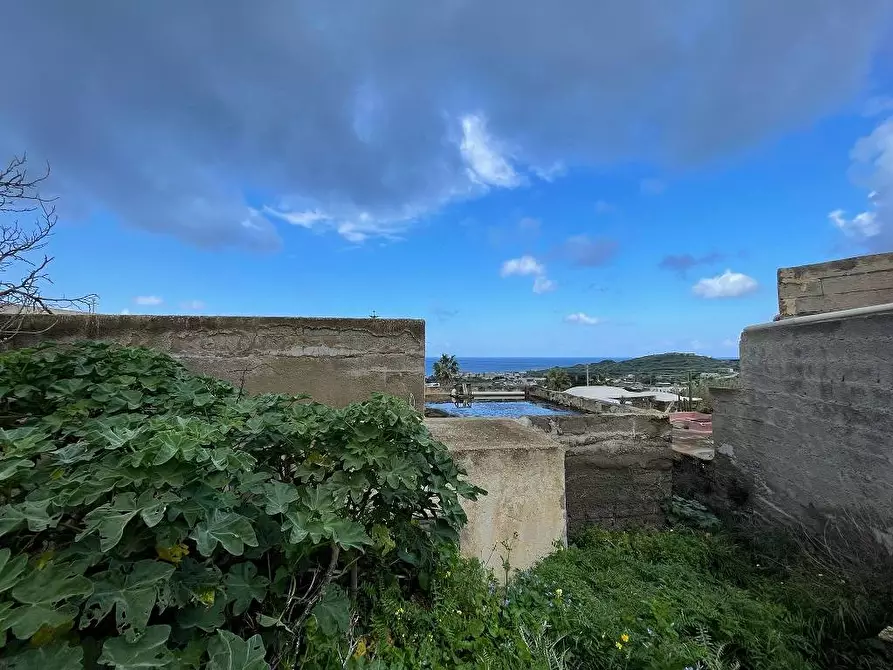 Immagine 22 di Casa indipendente in vendita  in Contrada Kazen a Pantelleria