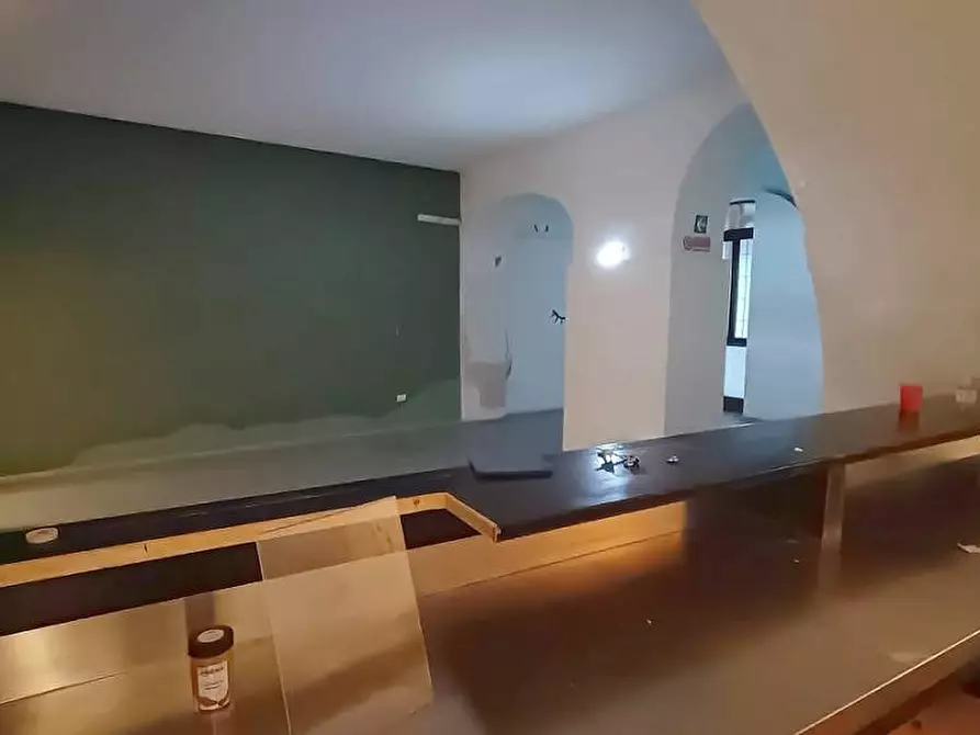 Immagine 6 di Locale commerciale in affitto  in Via San Basilio 37 a Palermo