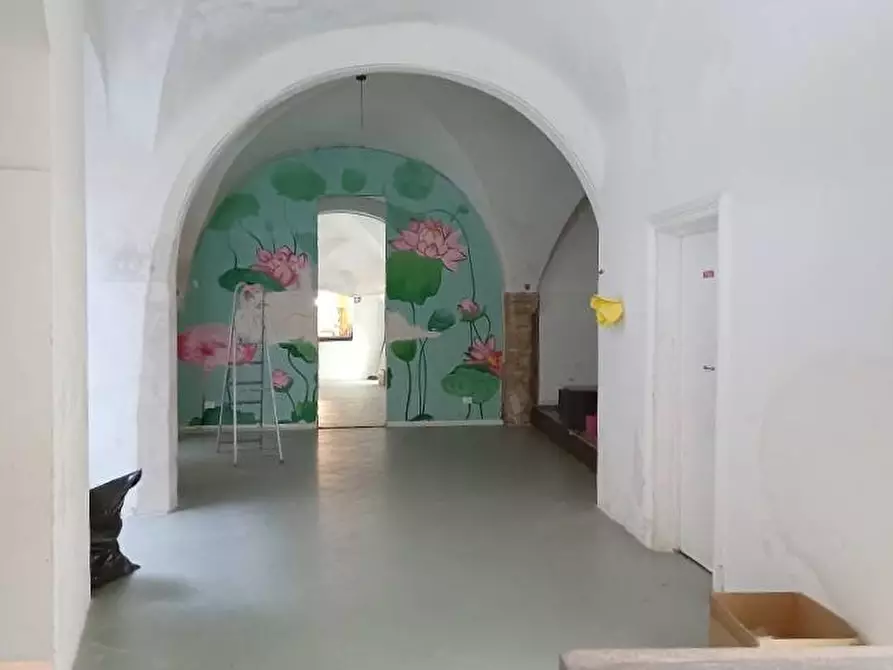 Immagine 13 di Locale commerciale in vendita  in Via San Basilio 37 a Palermo
