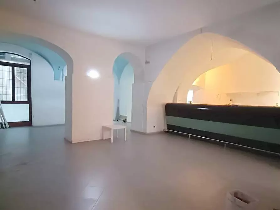 Immagine 3 di Locale commerciale in vendita  in Via San Basilio 37 a Palermo