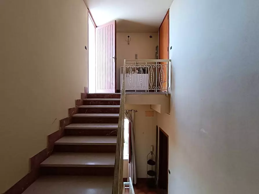 Immagine 19 di Villa in vendita  in Contrada Stazzone snc a Casteldaccia