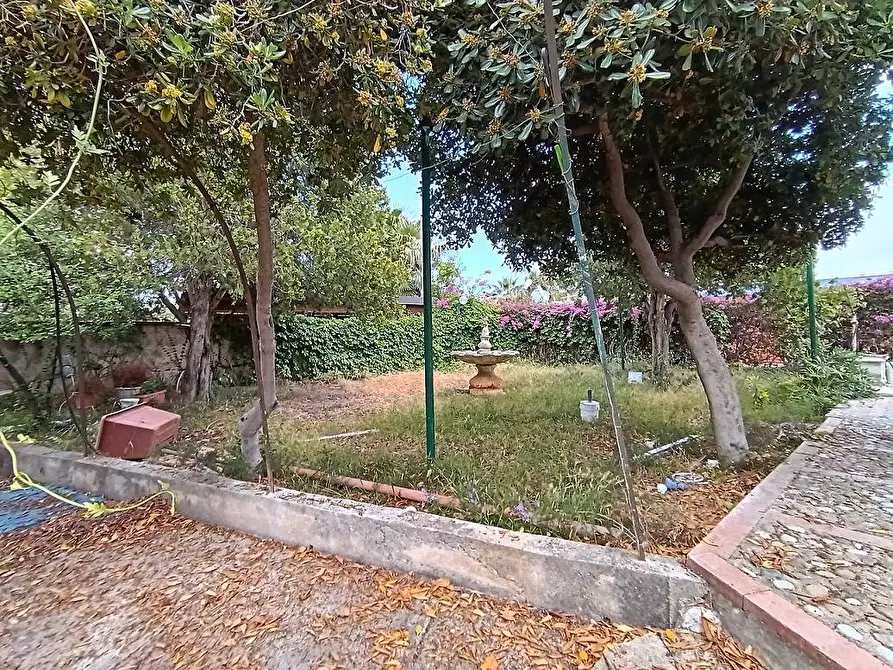 Immagine 27 di Villa in vendita  in Contrada Stazzone snc a Casteldaccia
