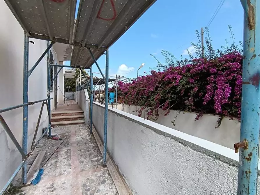 Immagine 39 di Villa in vendita  in Contrada Stazzone snc a Casteldaccia